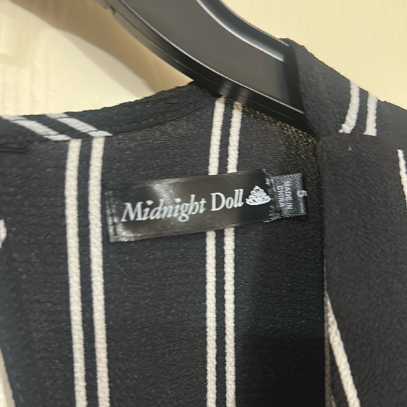 BLACK AND WHITE STRIPED JUMPSUIT, SIZE 5 (SMALL) - Picture 4 of 4